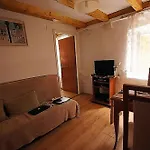 Apartment Apartments Retro *